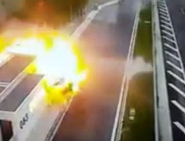 Στα λόγια είμαστε εύκολοι... στις πράξεις υστερούμε!